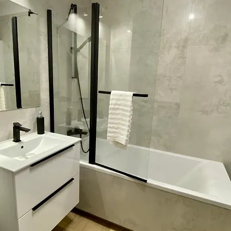 Crowns Appartement *